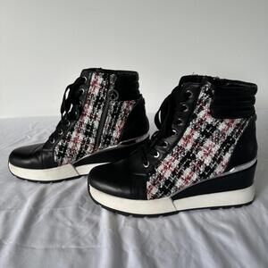 EUC The WISHBONE Collection Chic Wedge Sneakers - Black and Plaid - size 9